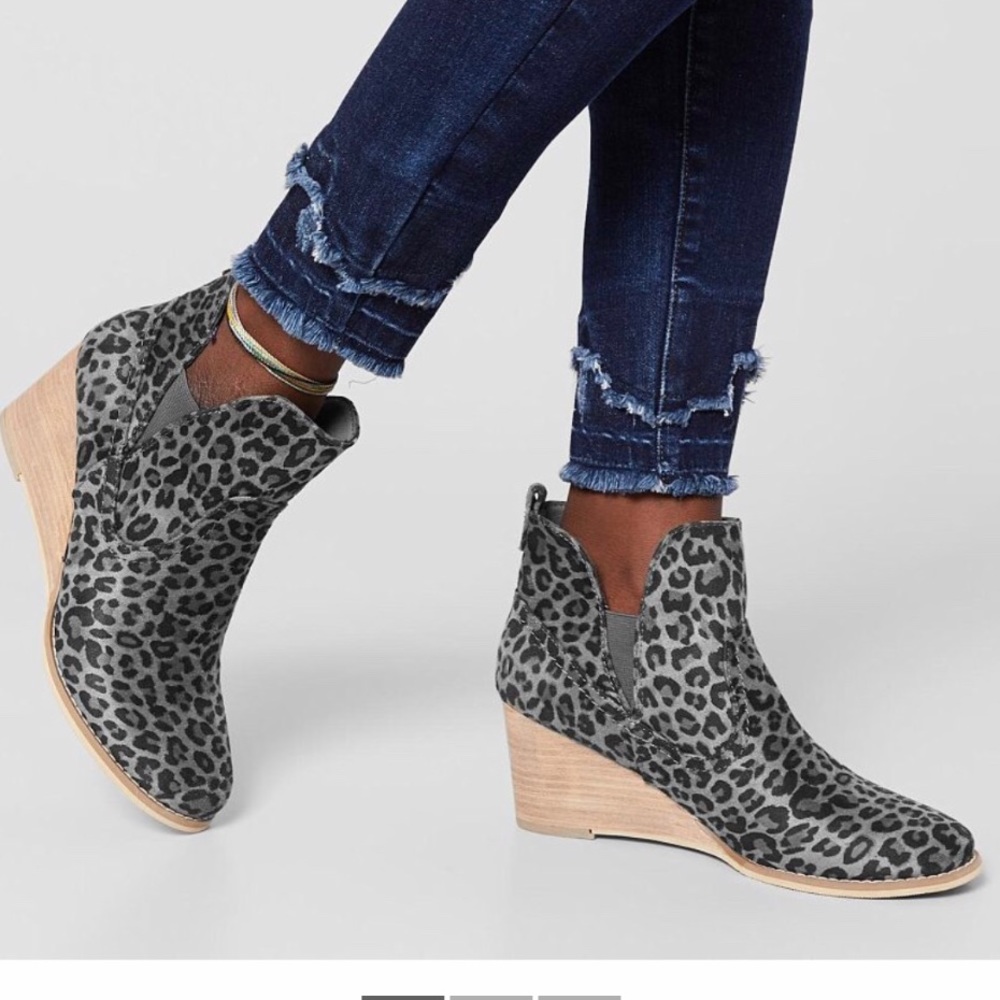 Leopard Wedges